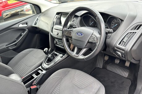 Ford Focus 1.5T EcoBoost Titanium Euro 6 (s/s) 5dr 11