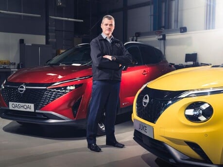 Nissan engineering chief David Moss wins prestigious award from Autocar