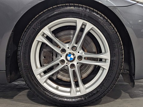 BMW 5 Series 525D M SPORT TOURING 33