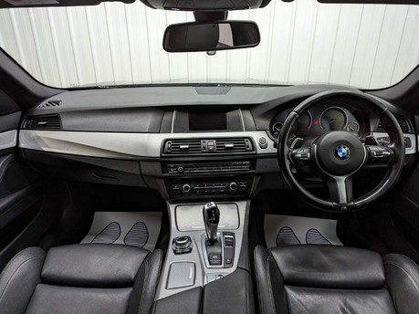BMW 5 Series 520D M SPORT 3