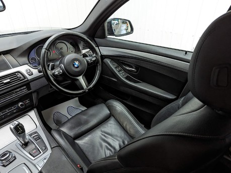 BMW 5 Series 520D M SPORT 49