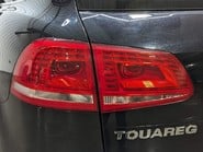 Volkswagen Touareg 3.0 TDI V6 BlueMotion Tech R-Line Tiptronic 4WD Euro 6 (s/s) 5dr 43