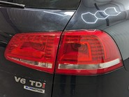 Volkswagen Touareg 3.0 TDI V6 BlueMotion Tech R-Line Tiptronic 4WD Euro 6 (s/s) 5dr 44