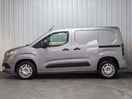 Vauxhall Combo L1H1 2300 SPORTIVE S/S 13