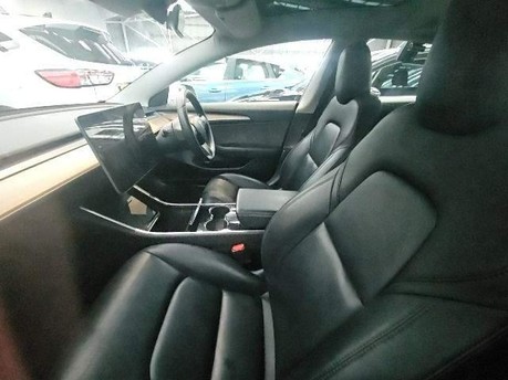 Tesla Model 3 PERFORMANCE AWD 10