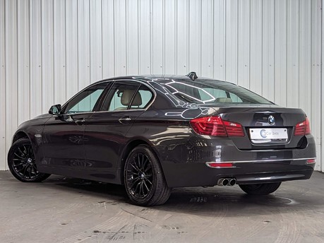 BMW 5 Series 525D LUXURY 11