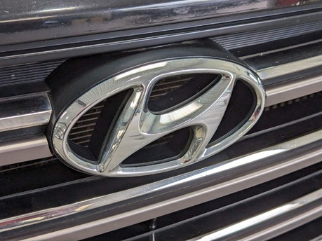 Hyundai TUCSON CRDI PREMIUM 21
