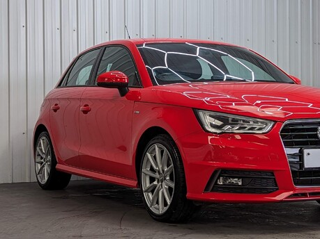 Audi A1 SPORTBACK TFSI S LINE 18