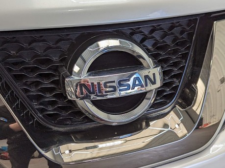 Nissan Juke NISMO RS DIG-T 23