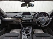 BMW 3 Series 318I SPORT 3