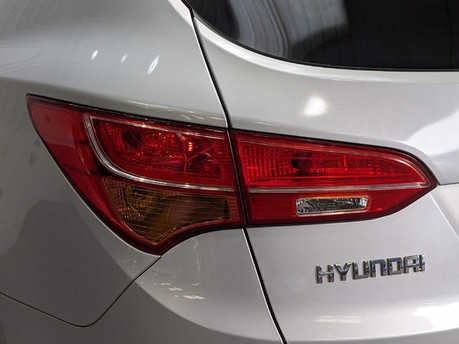 Hyundai SANTA FE PREMIUM CRDI 42