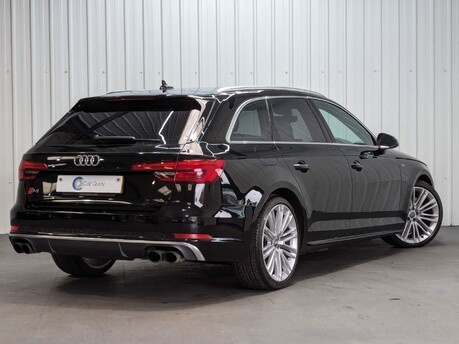 Audi S4 AVANT TFSI QUATTRO S4 2