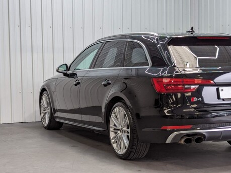 Audi S4 AVANT TFSI QUATTRO S4 36