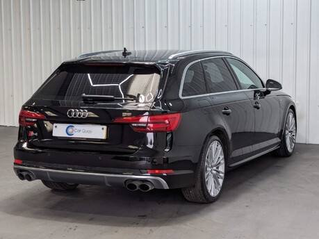 Audi S4 AVANT TFSI QUATTRO S4 42