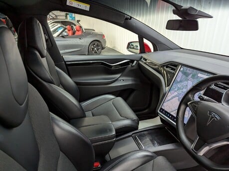 Tesla Model X 75D 49