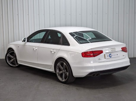 Audi A4 TDI BLACK EDITION 12