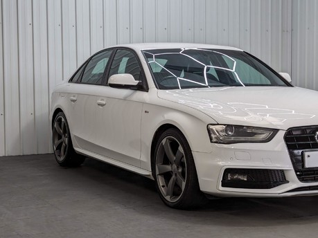 Audi A4 TDI BLACK EDITION 18