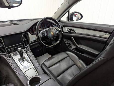 Porsche Panamera D V6 TIPTRONIC 45