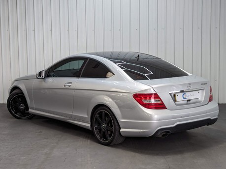 Mercedes-Benz C Class C180 BLUEEFFICIENCY AMG SPORT 12