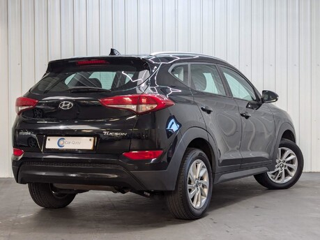 Hyundai TUCSON GDI SE NAV BLUE DRIVE 2