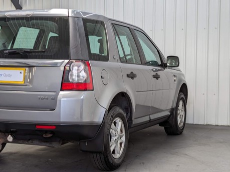 Land Rover Freelander 2 TD4 S 38