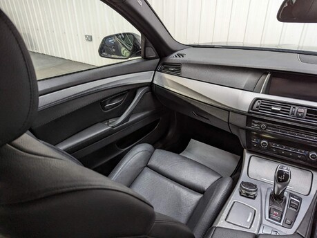 BMW 5 Series 528I M SPORT 47