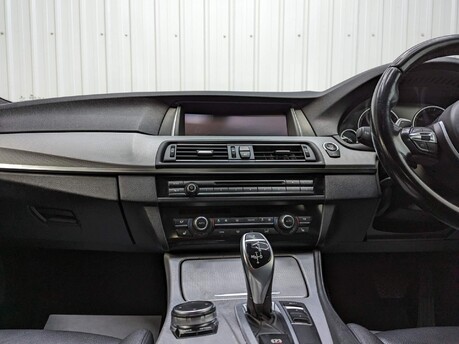 BMW 5 Series 528I M SPORT 80