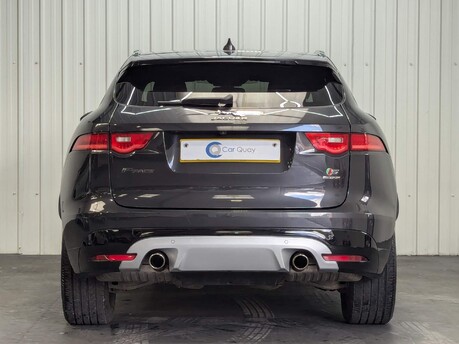 Jaguar F-Pace V6 S AWD 36