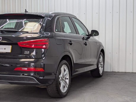 Audi Q3 TDI QUATTRO S LINE 38