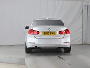 BMW 3 Series 320I LUXURY 6