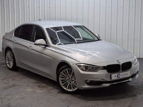 BMW 3 Series 320I LUXURY 7