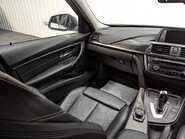 BMW 3 Series 320I LUXURY 40