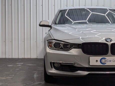 BMW 3 Series 320I LUXURY 20