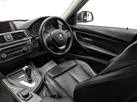 BMW 3 Series 320I LUXURY 41