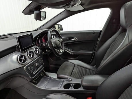 Mercedes-Benz CLA Class CLA 220 D AMG LINE 55