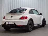 Volkswagen Beetle R LINE TDI BLUEMOTION TECHNOLOGY 2