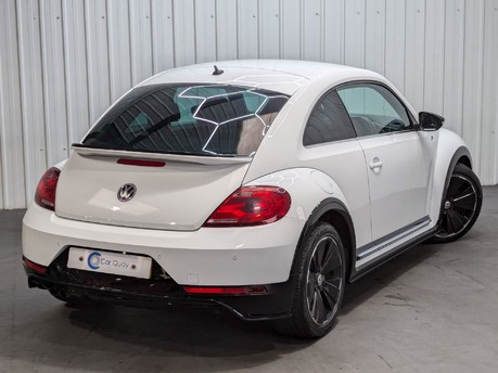 Volkswagen Beetle R LINE TDI BLUEMOTION TECHNOLOGY 10