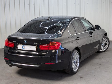 BMW 3 Series 320D XDRIVE LUXURY 10