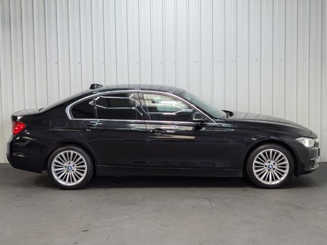 BMW 3 Series 320D XDRIVE LUXURY 13