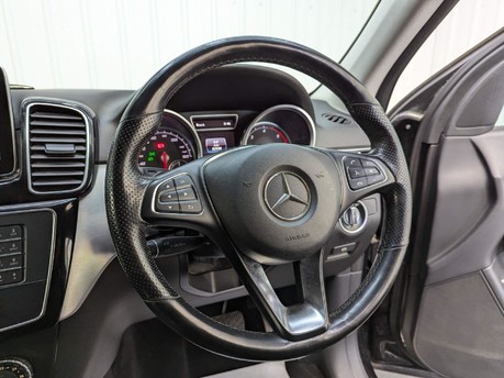 Mercedes-Benz GLE GLE 250 D 4MATIC SPORT 74