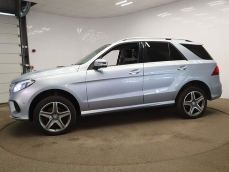 Mercedes-Benz GLE GLE 350 D 4MATIC AMG LINE 8