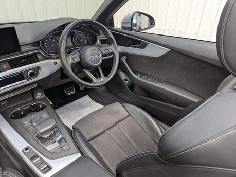 Audi A5 TFSI QUATTRO S LINE MHEV 59