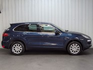 Porsche Cayenne D V6 TIPTRONIC 12