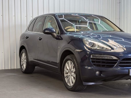 Porsche Cayenne D V6 TIPTRONIC 17