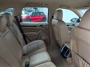 Porsche Cayenne D V6 TIPTRONIC 60