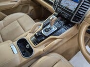 Porsche Cayenne D V6 TIPTRONIC 81