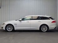 Jaguar XF D V6 PREMIUM LUXURY SPORTBRAKE 13