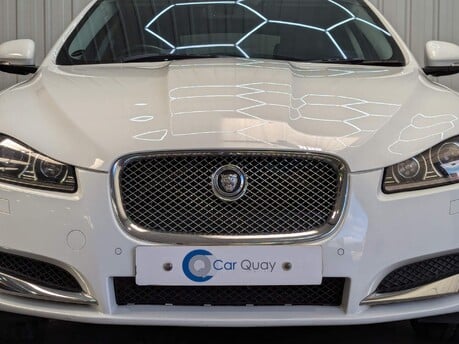 Jaguar XF D V6 PREMIUM LUXURY SPORTBRAKE 24