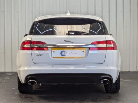 Jaguar XF D V6 PREMIUM LUXURY SPORTBRAKE 37