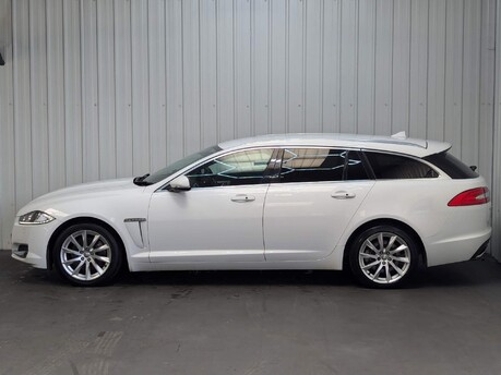 Jaguar XF D V6 PREMIUM LUXURY SPORTBRAKE 16